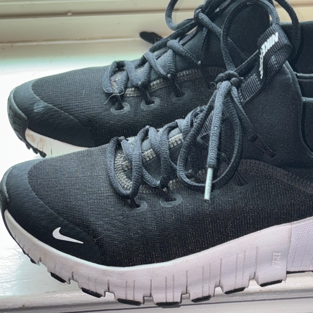 Nike Black and Gray Athletic Shoes